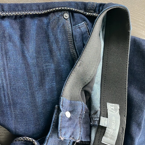 Wit & Wisdom Ankle Jeans 4 petite- dark wash with gold pin stripes down sides - Picture 8 of 9